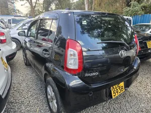Toyota Passo 1.0 FWD 2014 Black