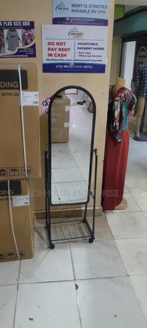 Full Length Dressing Mirror With Small Shoe Rack (Black/ White)