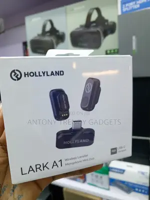 Hollyland Lark A1 Mini Duo Wireless Microphone Set for Interviews