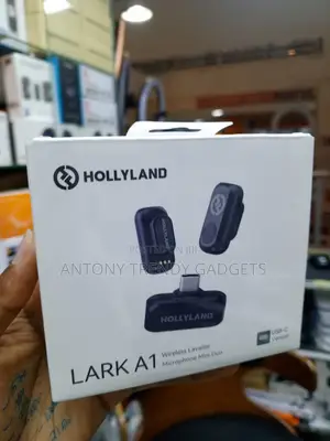 Hollyland Lark A1 Mini Duo Compact Lavalier Mic for Video Recording