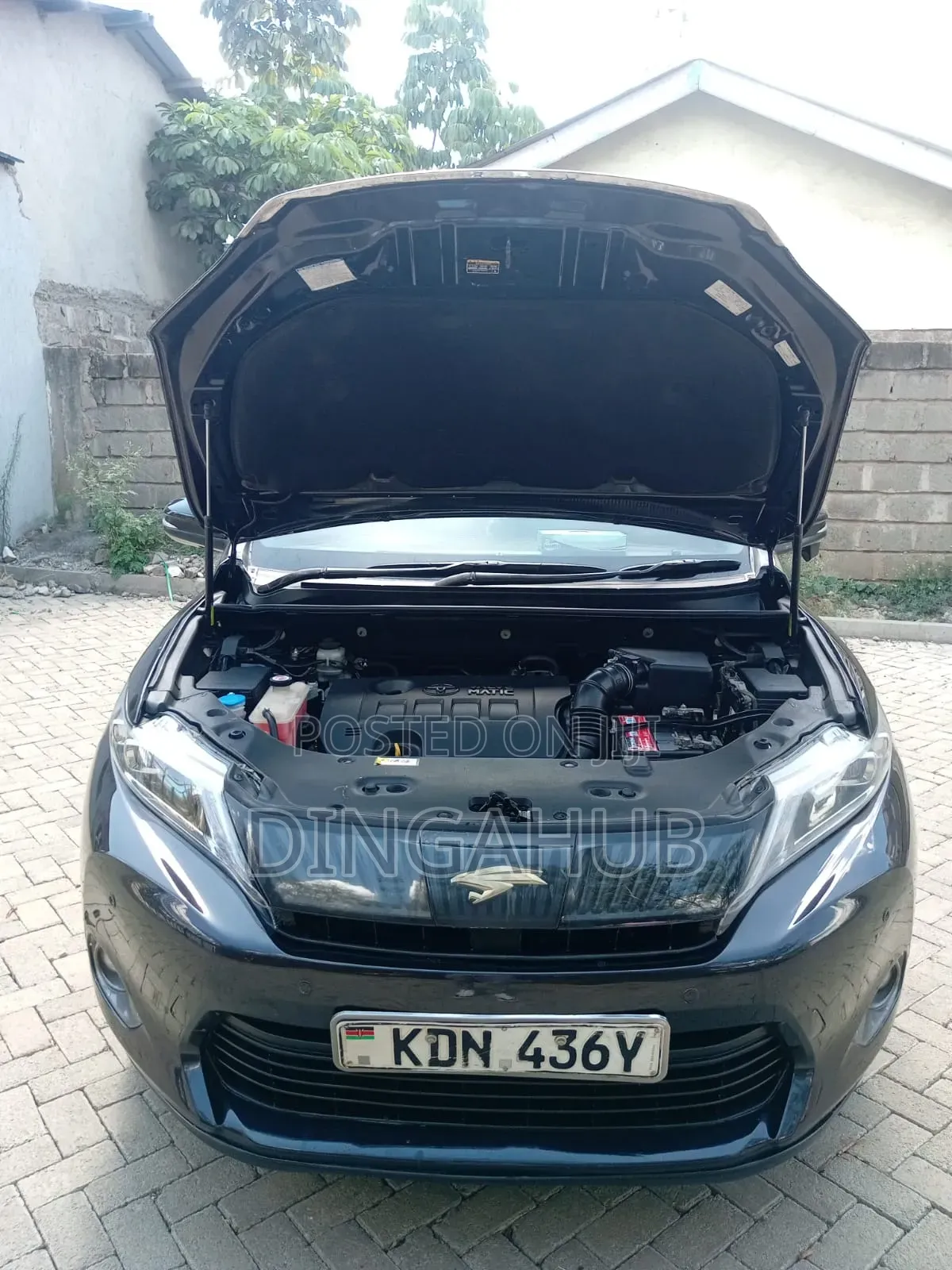 Toyota Harrier 2.0 2016 Matt Black
