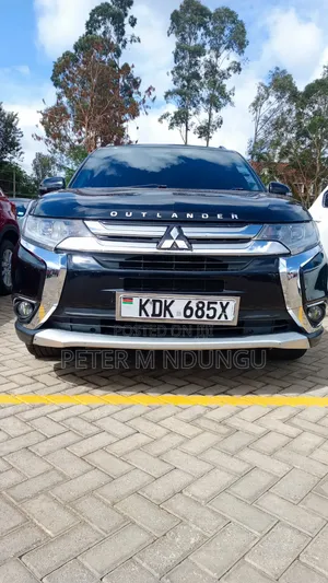 Mitsubishi Outlander 2015 Black
