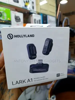 Hollyland Lark A1 Mini Duo Dual Wireless Mic Kit for Interviews
