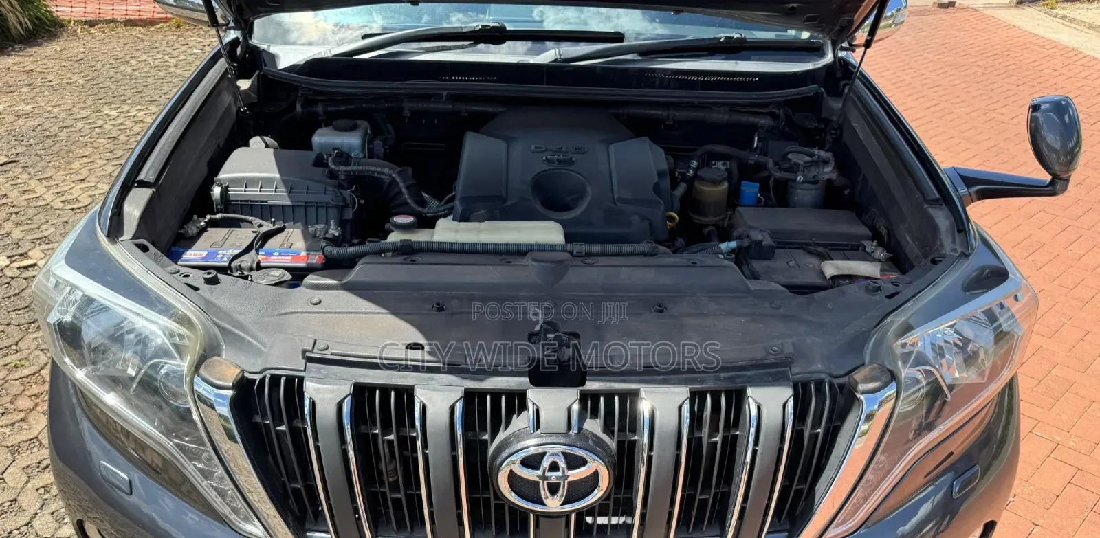 Toyota Land Cruiser Prado 2.8 D-4D 2015 Gray