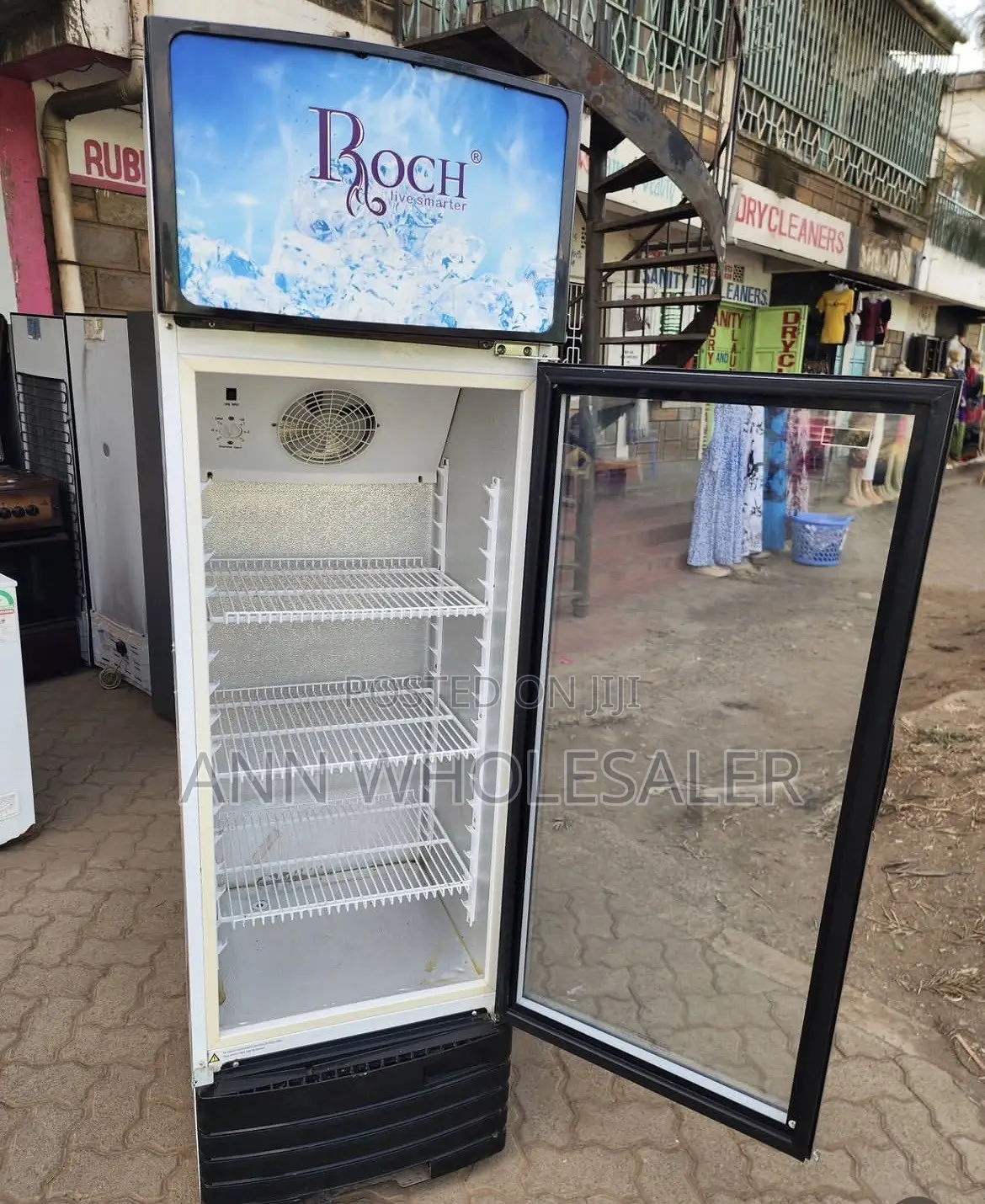 Roch 229L Vertical Showcase Single Glass Door