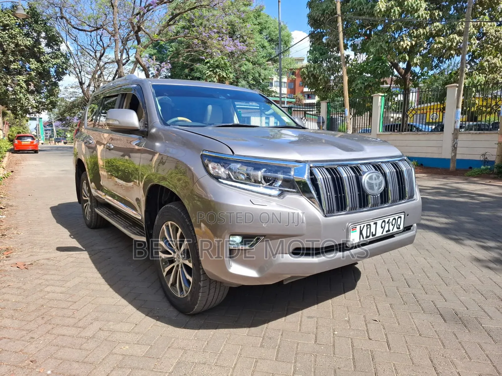 Toyota Land Cruiser Prado 2.8 2018 Gold