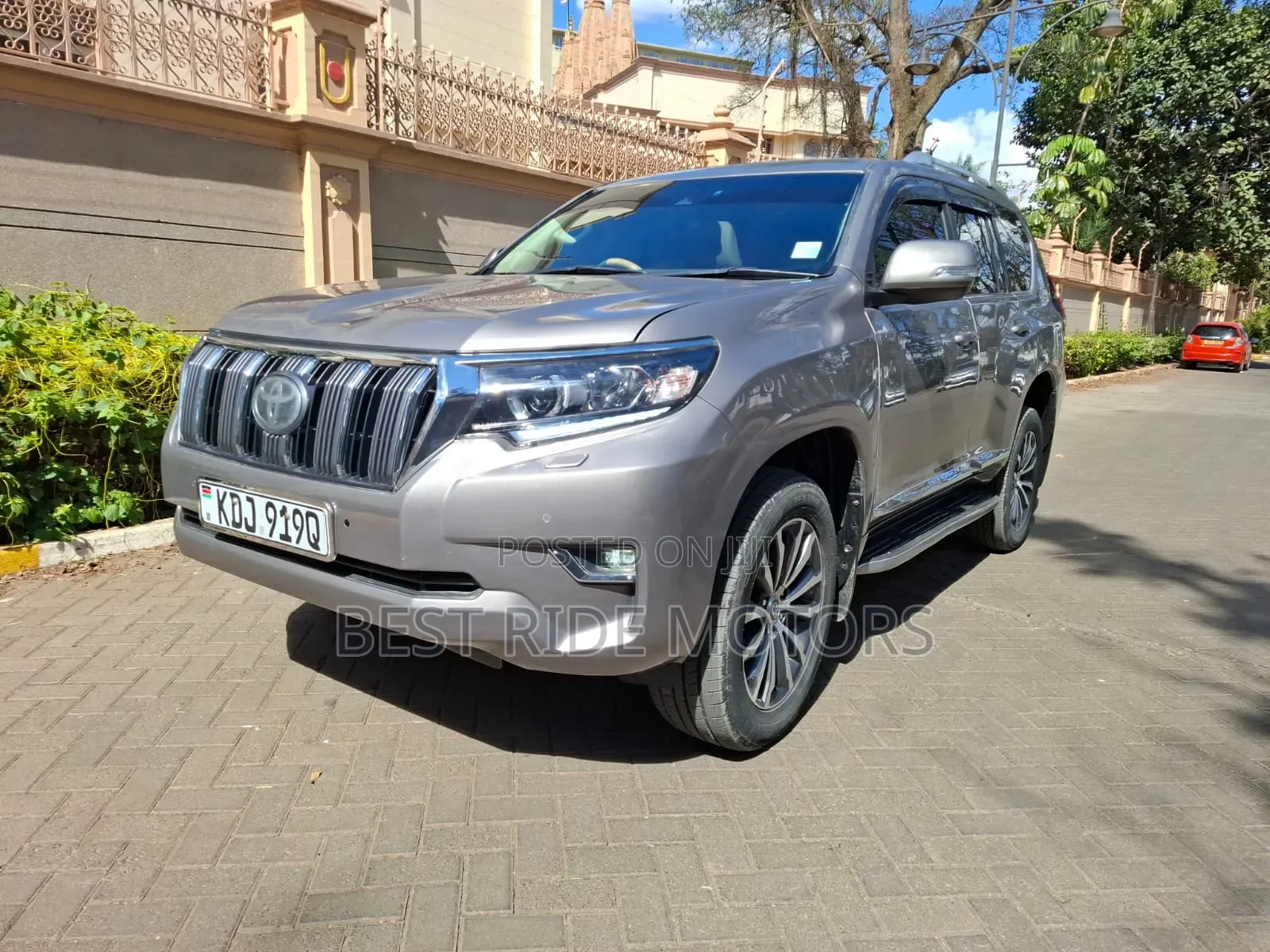 Toyota Land Cruiser Prado 2.8 2018 Gold