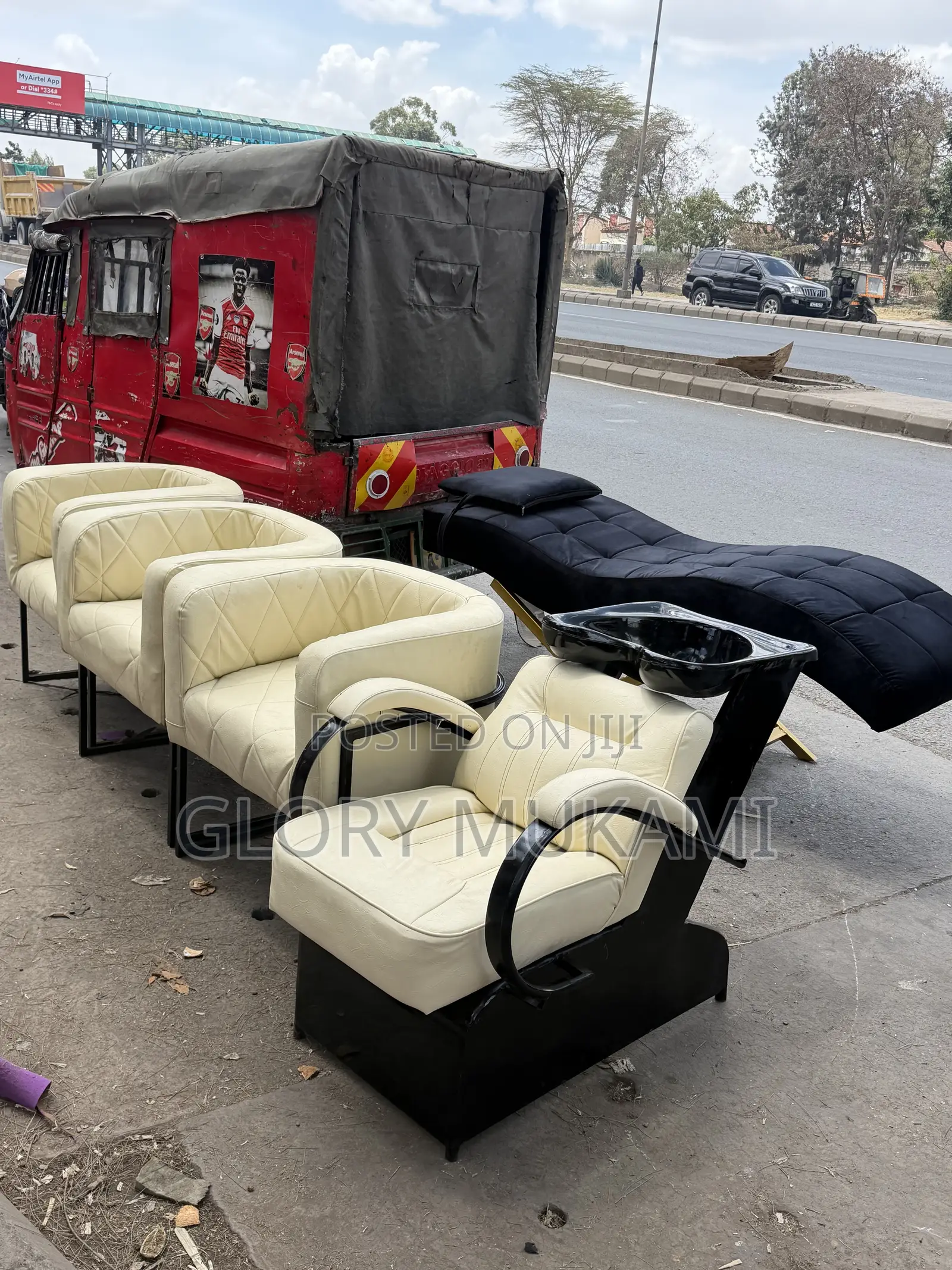 1 Salon Sink and 3 Manicure Chairs and Lash Bed Set