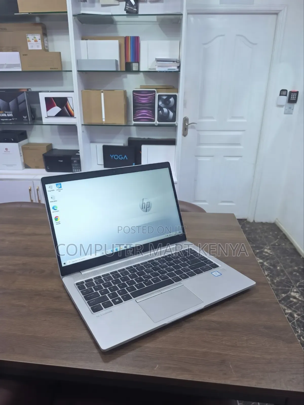 New Laptop HP EliteBook 845 G8 16GB AMD Ryzen 7 SSD 256GB