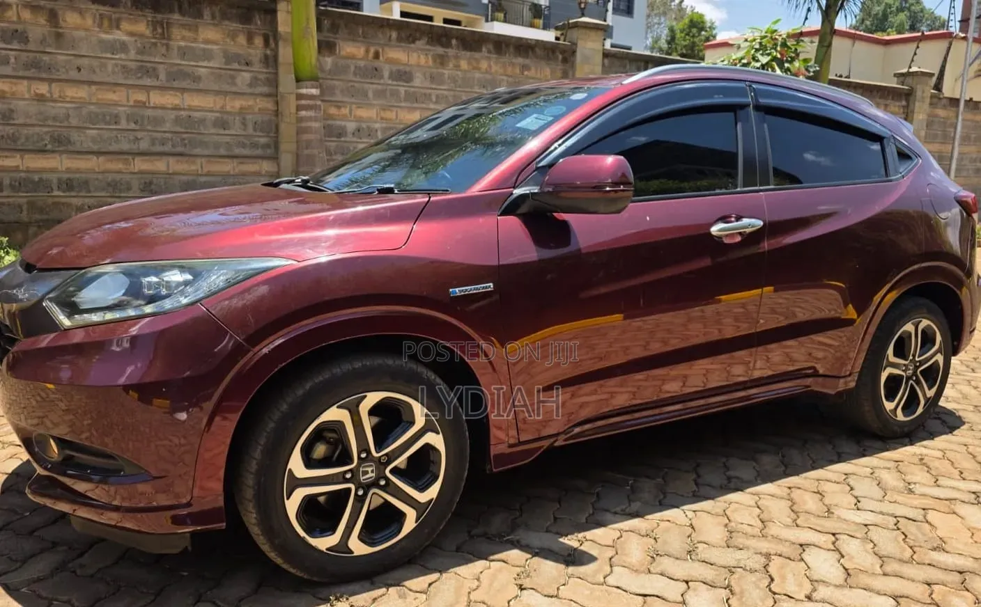 Honda Vezel 2015 Maroon