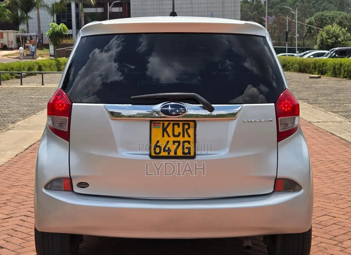Subaru Trezia 2011 Silver