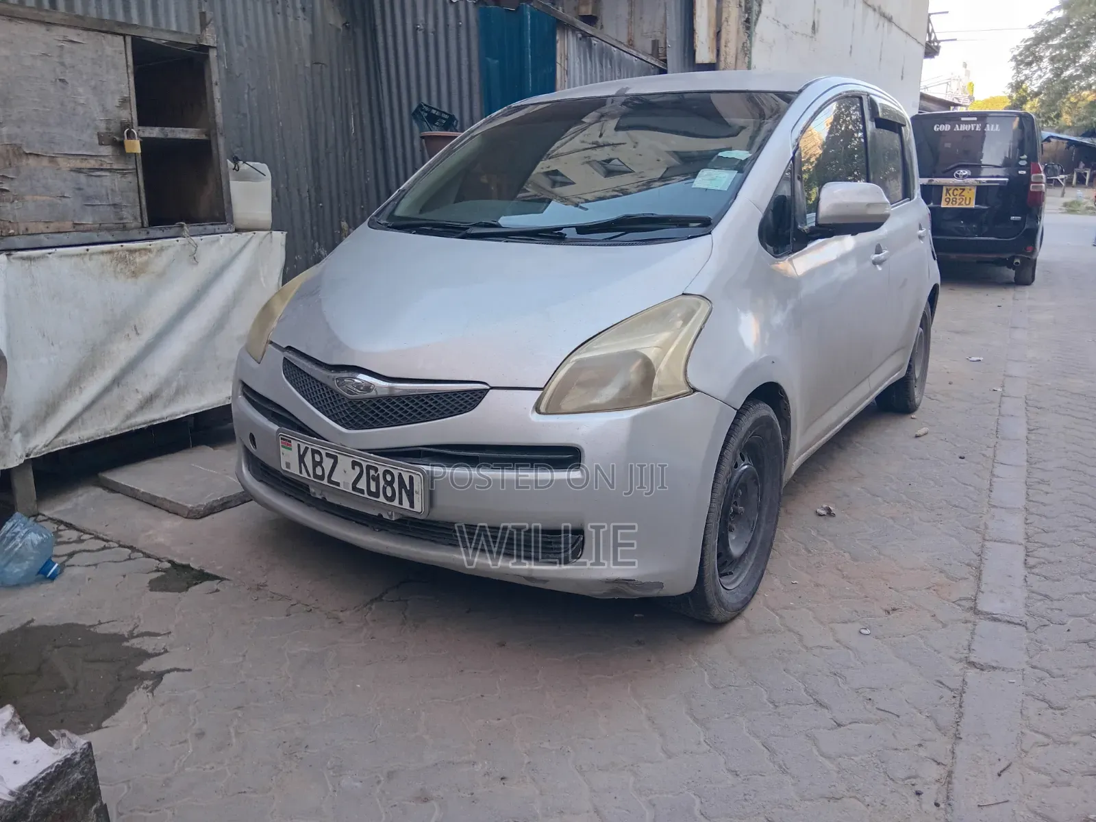 Toyota Ractis 2007 Gray