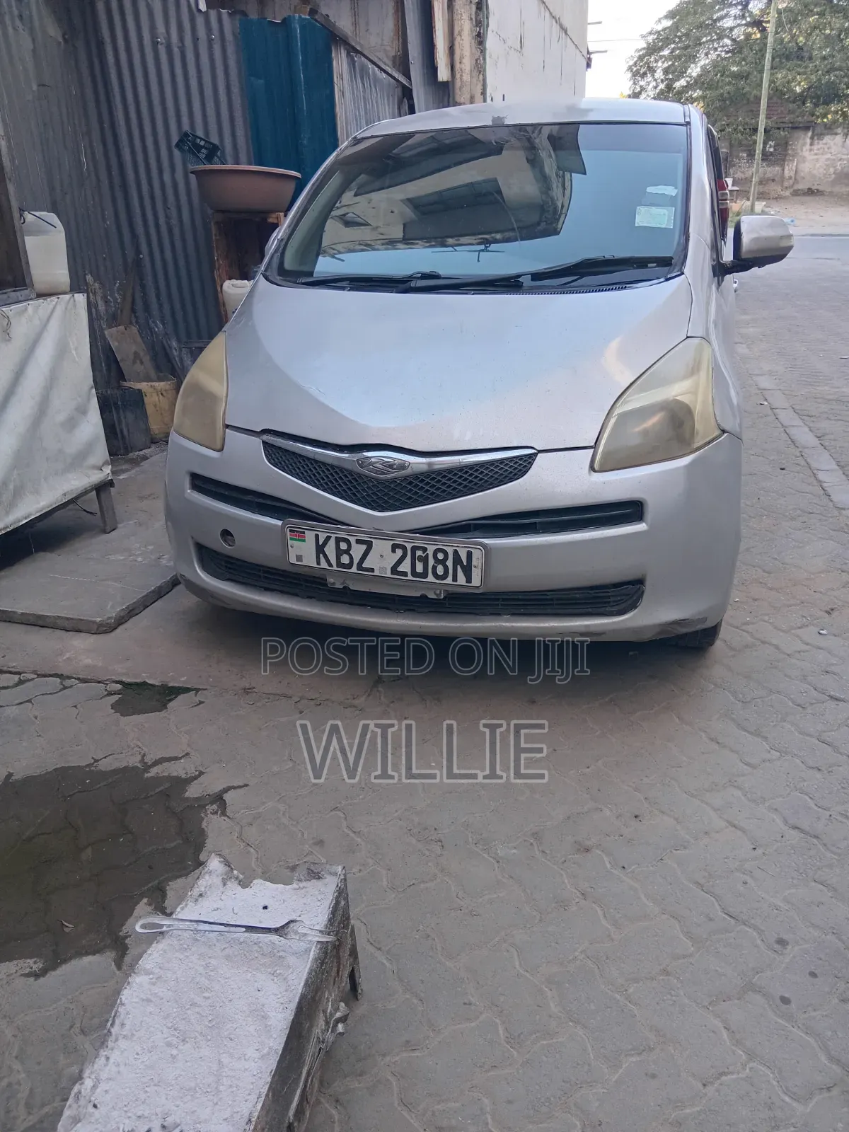 Toyota Ractis 2007 Gray