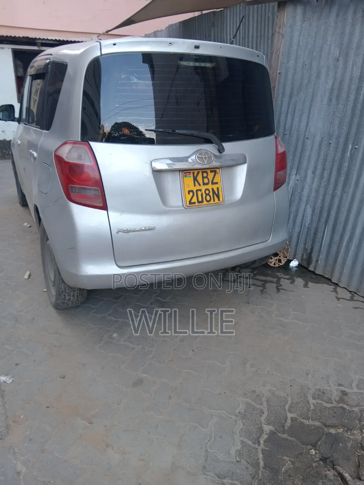 Toyota Ractis 2007 Gray