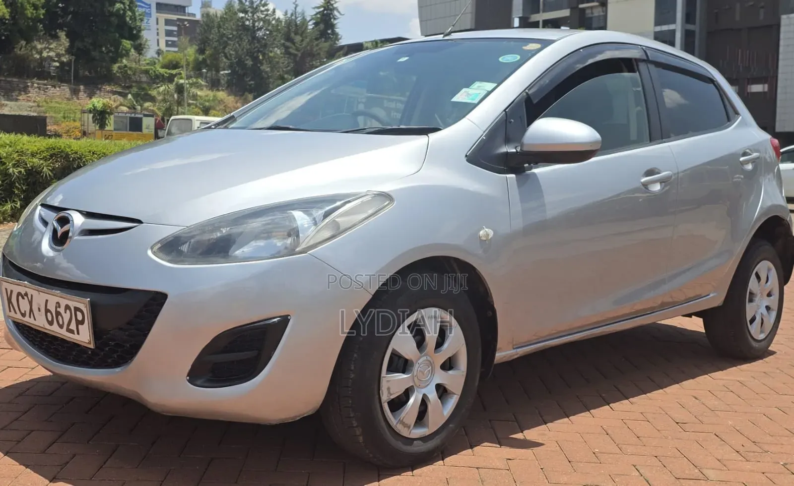 Mazda Demio 2012 Silver
