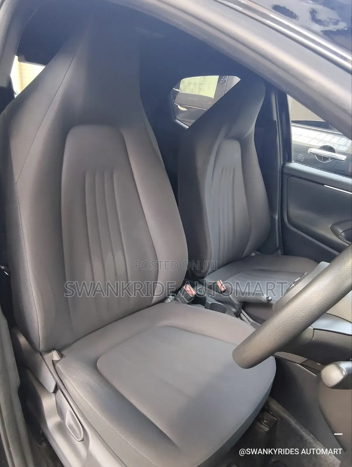 Toyota Yaris 1.5 Sedan L 2020 Black