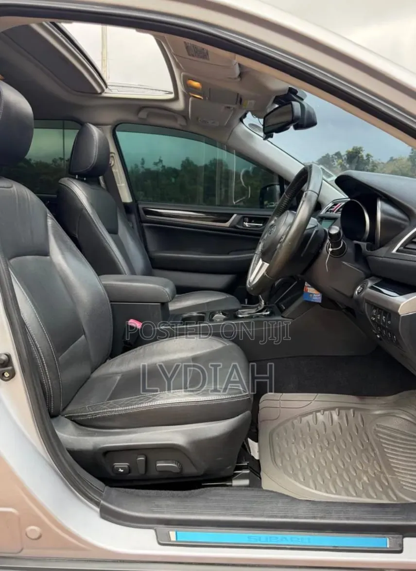 Subaru Outback 2016 Silver