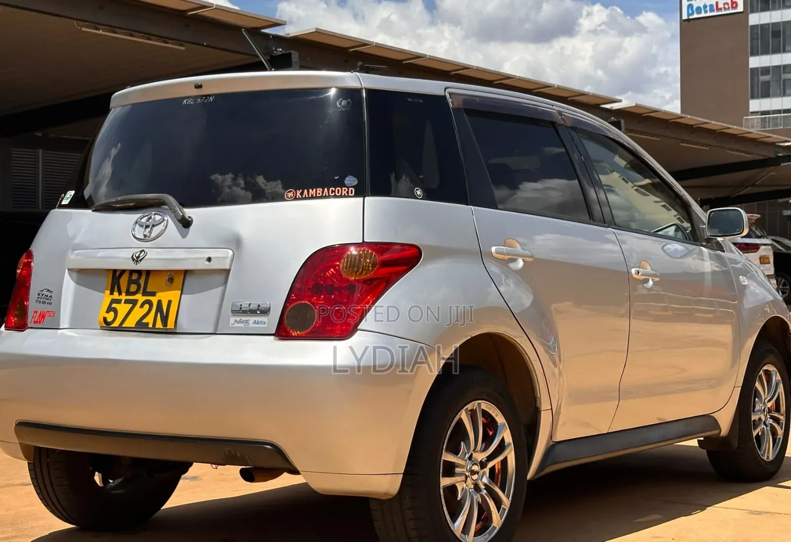 Toyota IST 2004 Silver
