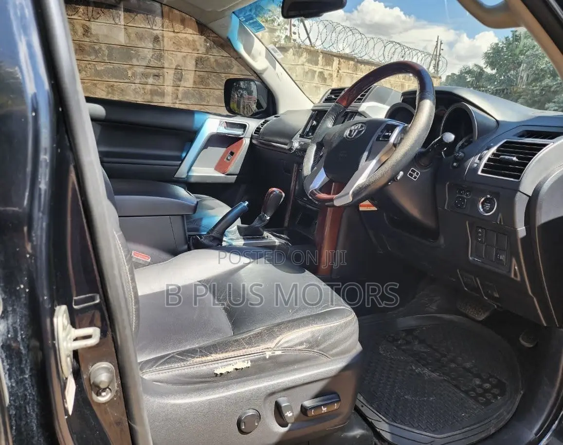 Toyota Land Cruiser Prado 2014 Black
