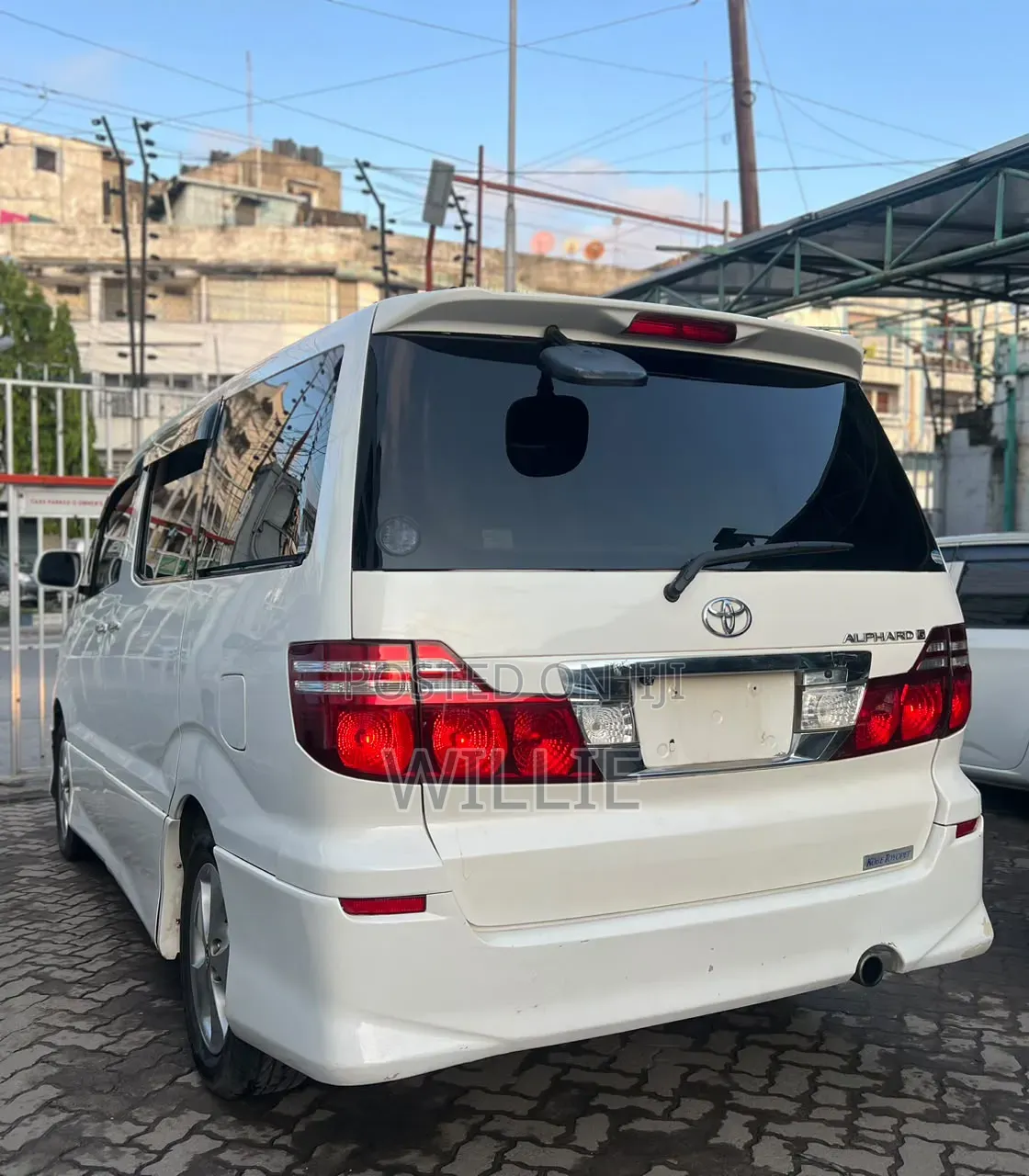 Toyota Alphard 2007 White