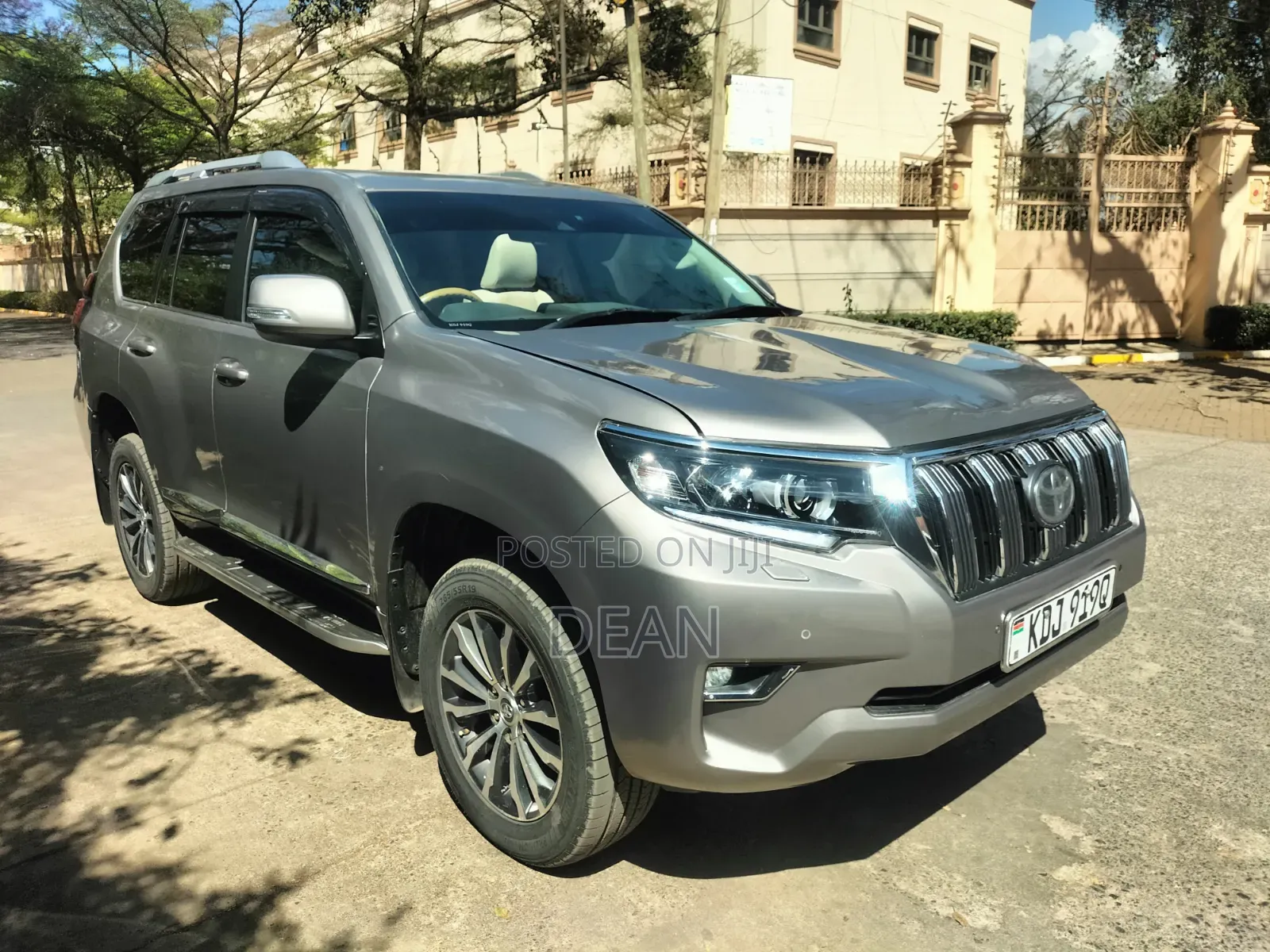 Toyota Land Cruiser Prado 2018 Brown