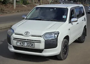 Toyota Succeed 2018 White