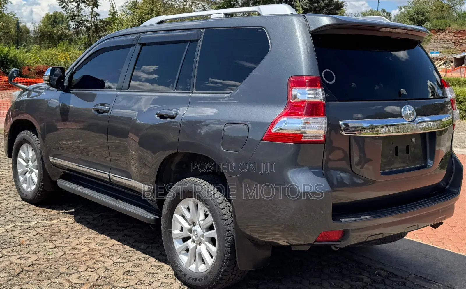 Toyota Land Cruiser Prado 2.8 D-4D 2015 Gray