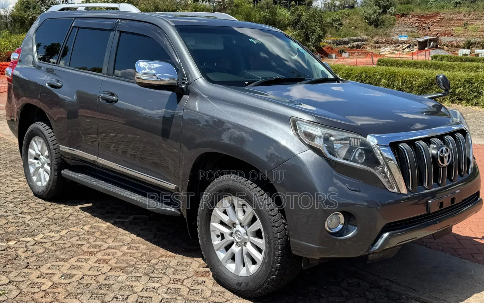 Toyota Land Cruiser Prado 2.8 D-4D 2015 Gray