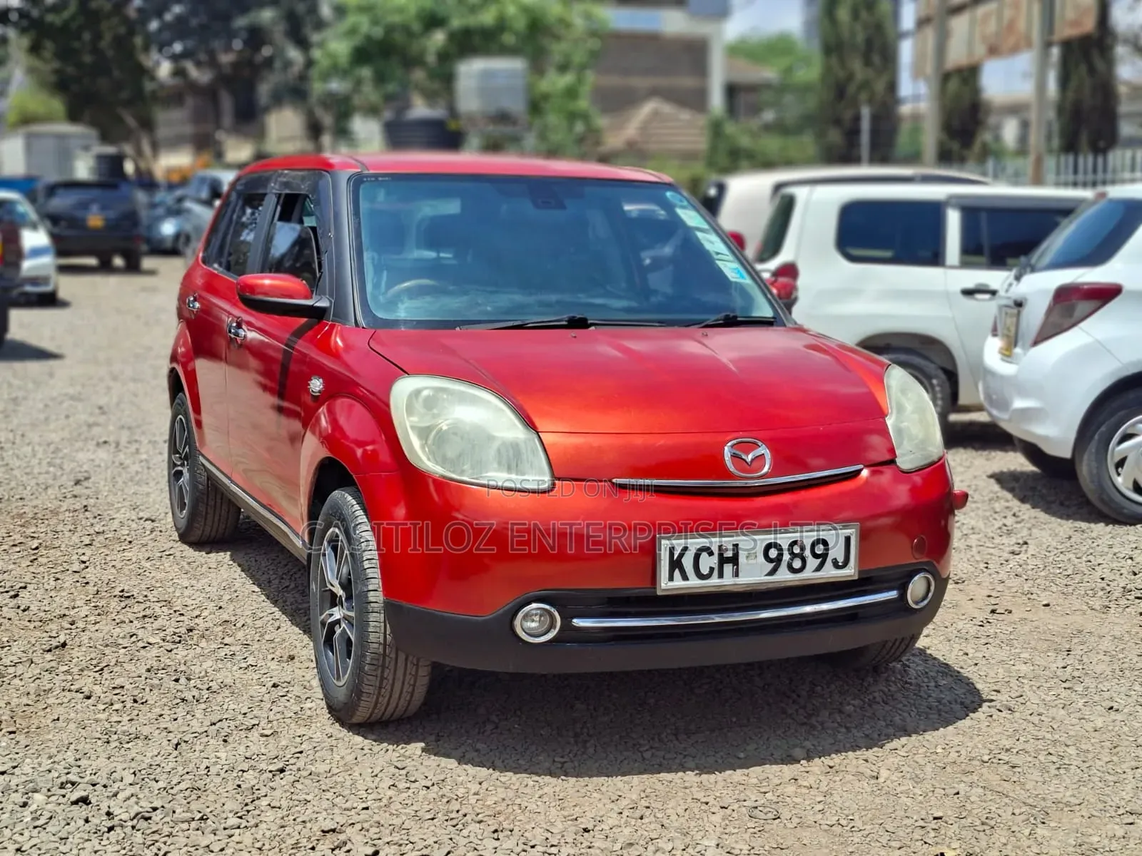 Mazda Verisa 2009 Red