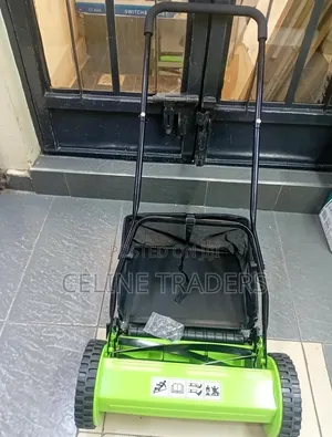 Manual 16-Inch Grass Cutter