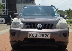 Nissan X-Trail 2009 Brown