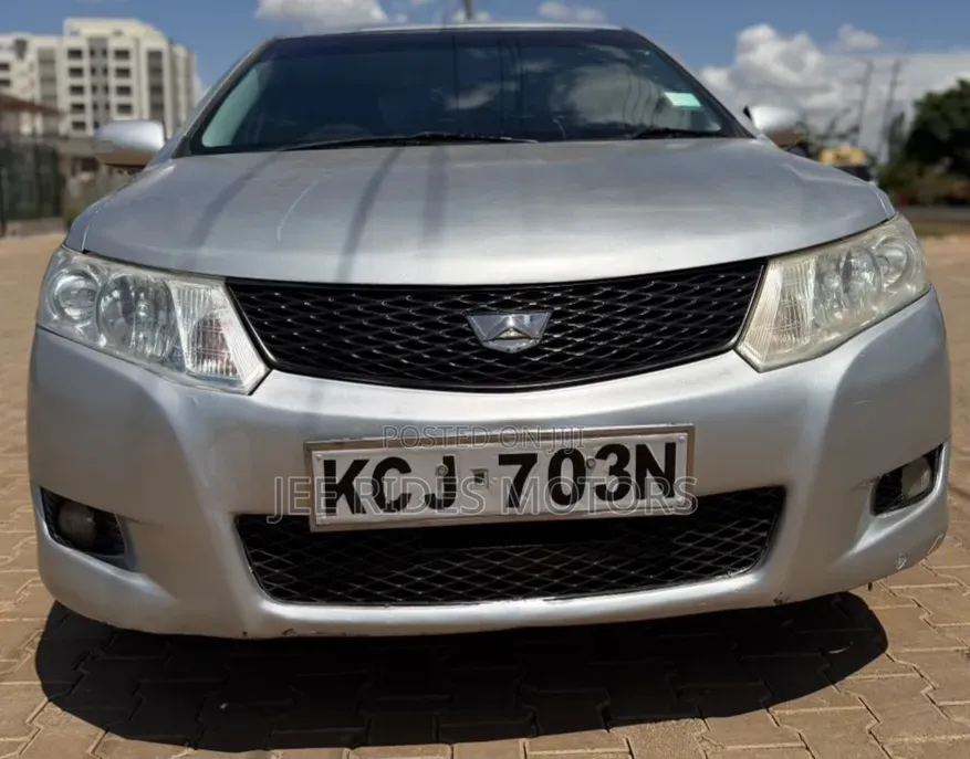 Toyota Allion 2010 Silver