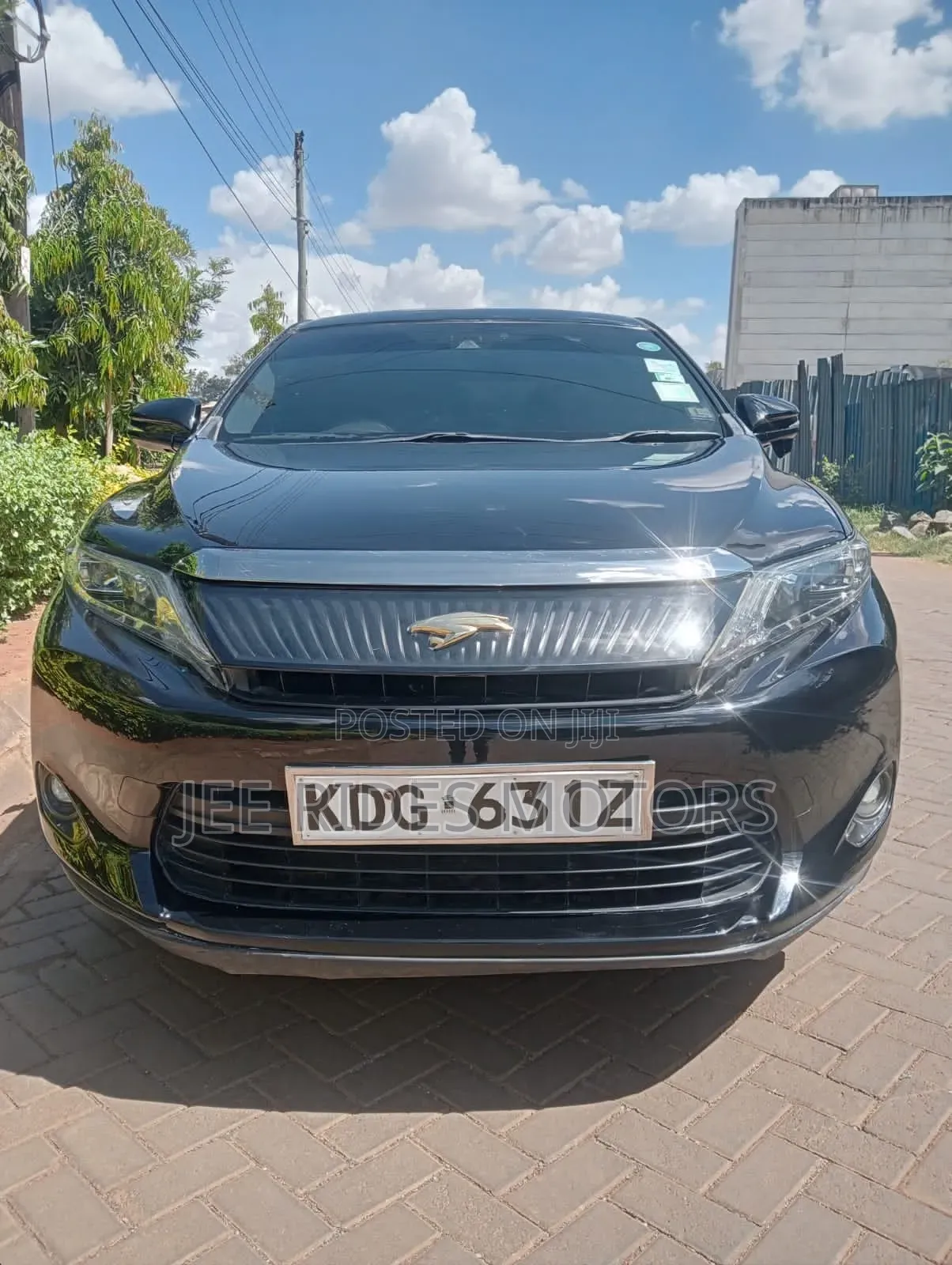 Toyota Harrier 2014
