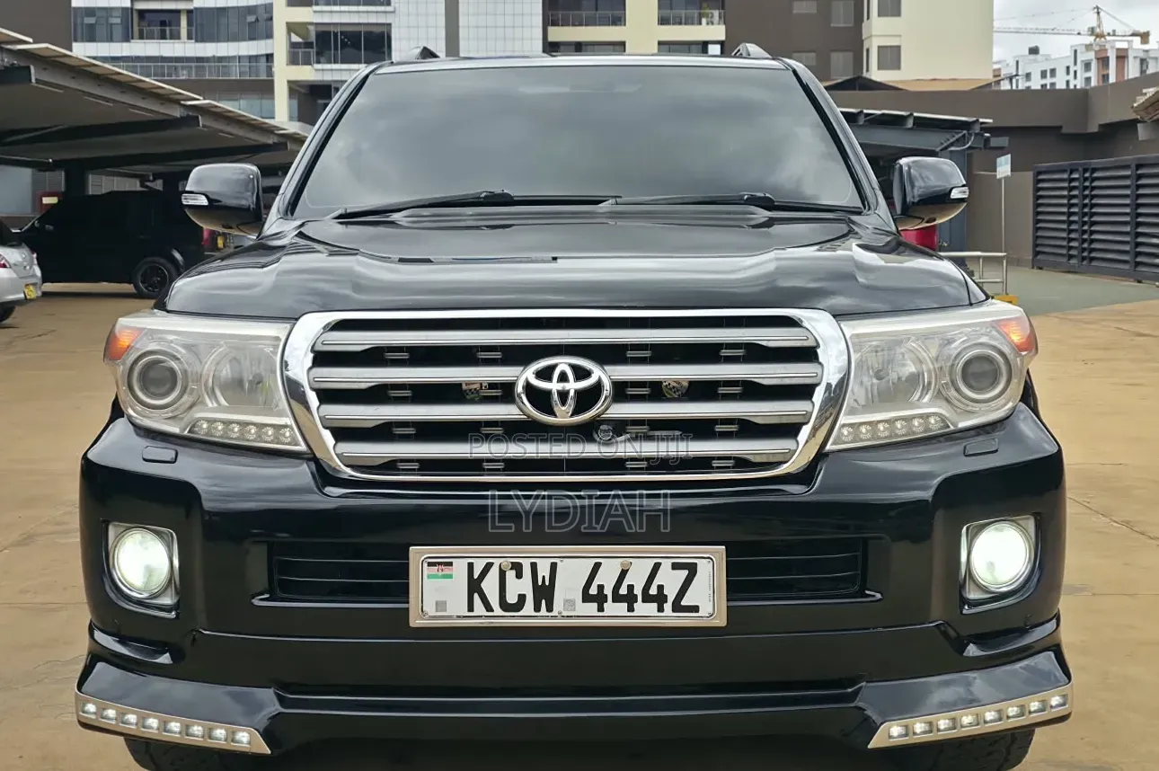 Toyota Land Cruiser 2012 Black