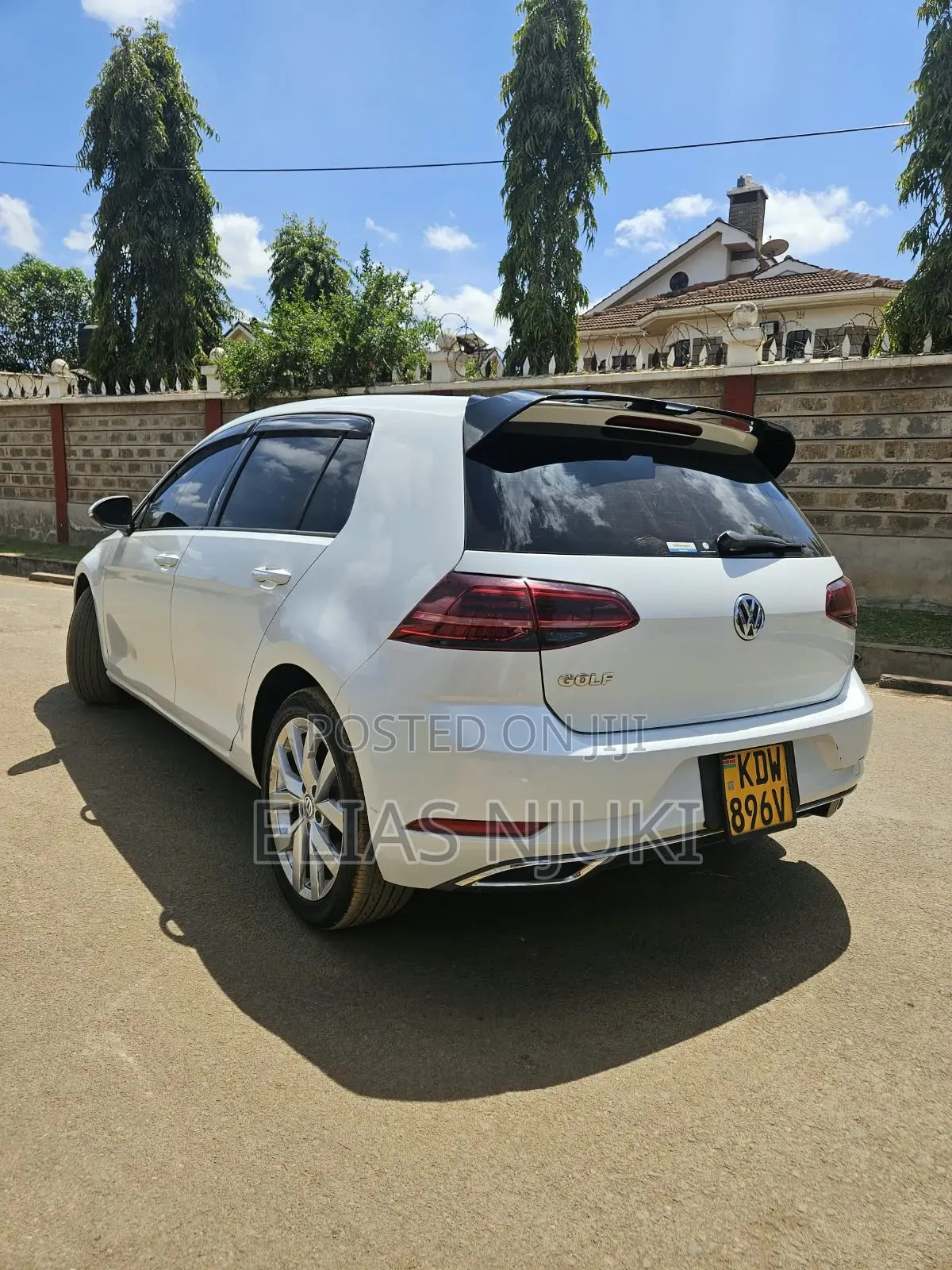 Volkswagen Golf 2017 White