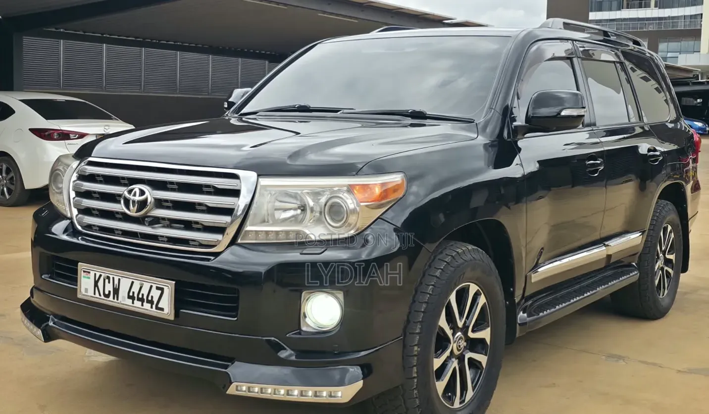 Toyota Land Cruiser 2012 Black