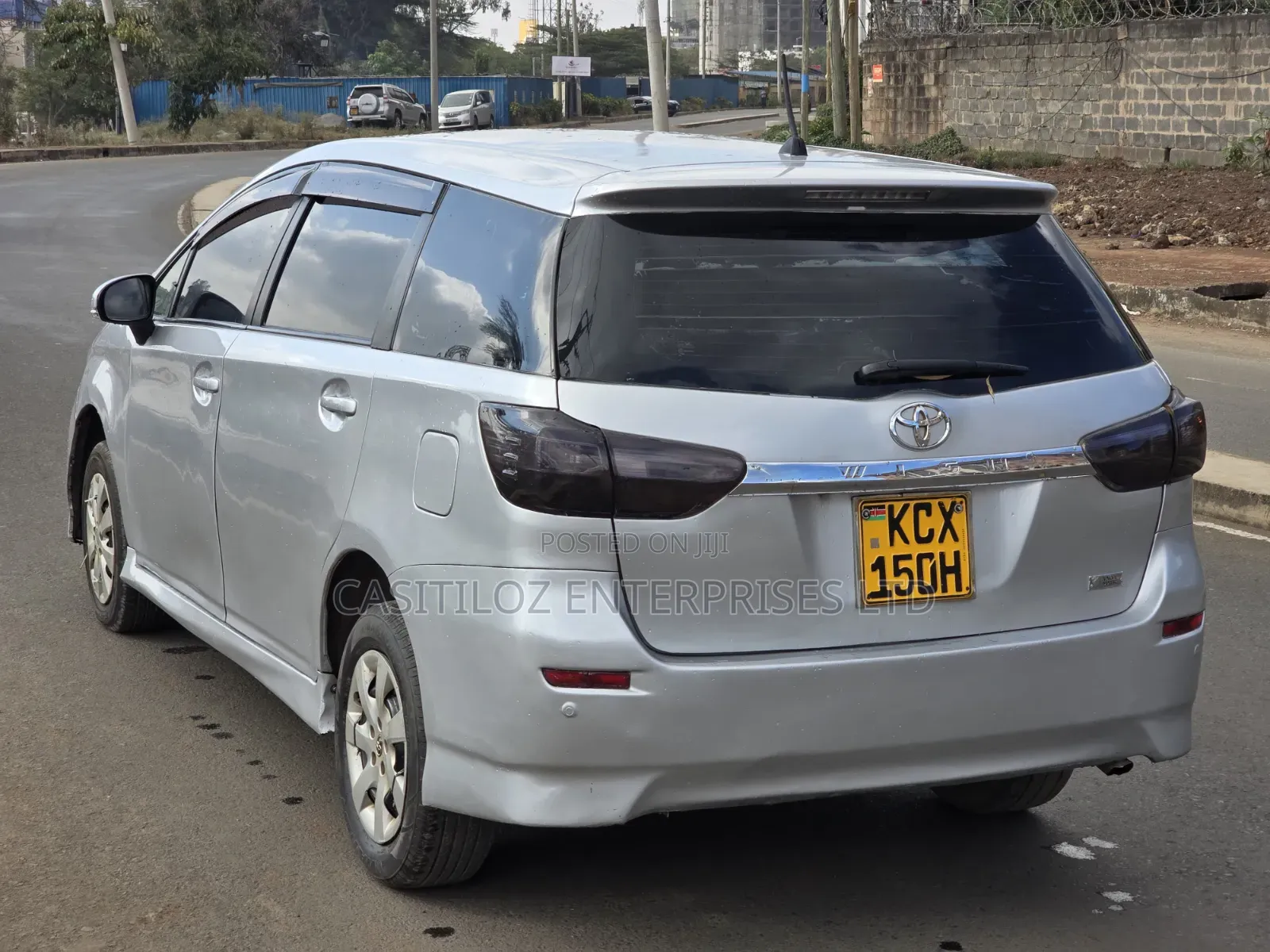 Toyota Wish 2012 Silver