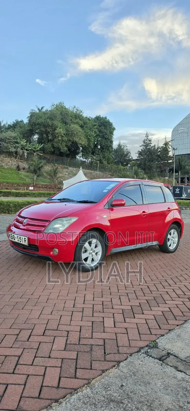 Toyota IST 2005 Red