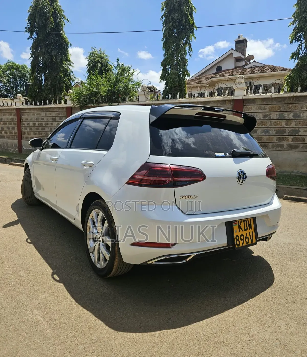 Volkswagen Golf 2017 White