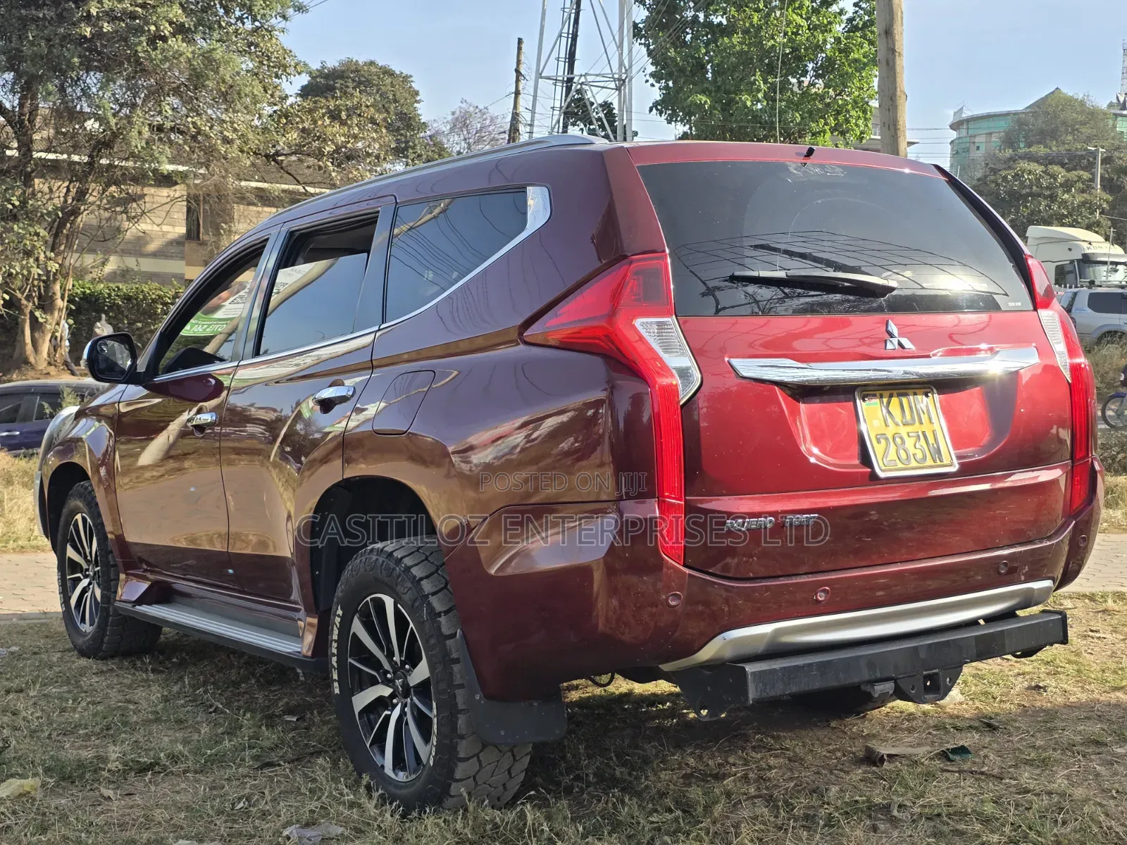 Mitsubishi Pajero Sport GLS 2017 Red