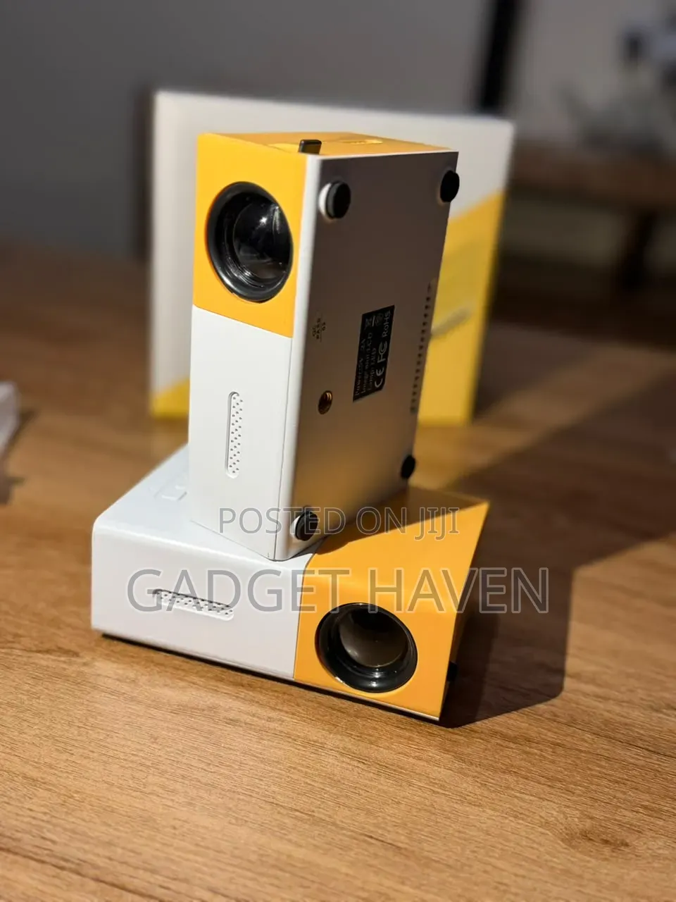 YG300 Portable LED Projector