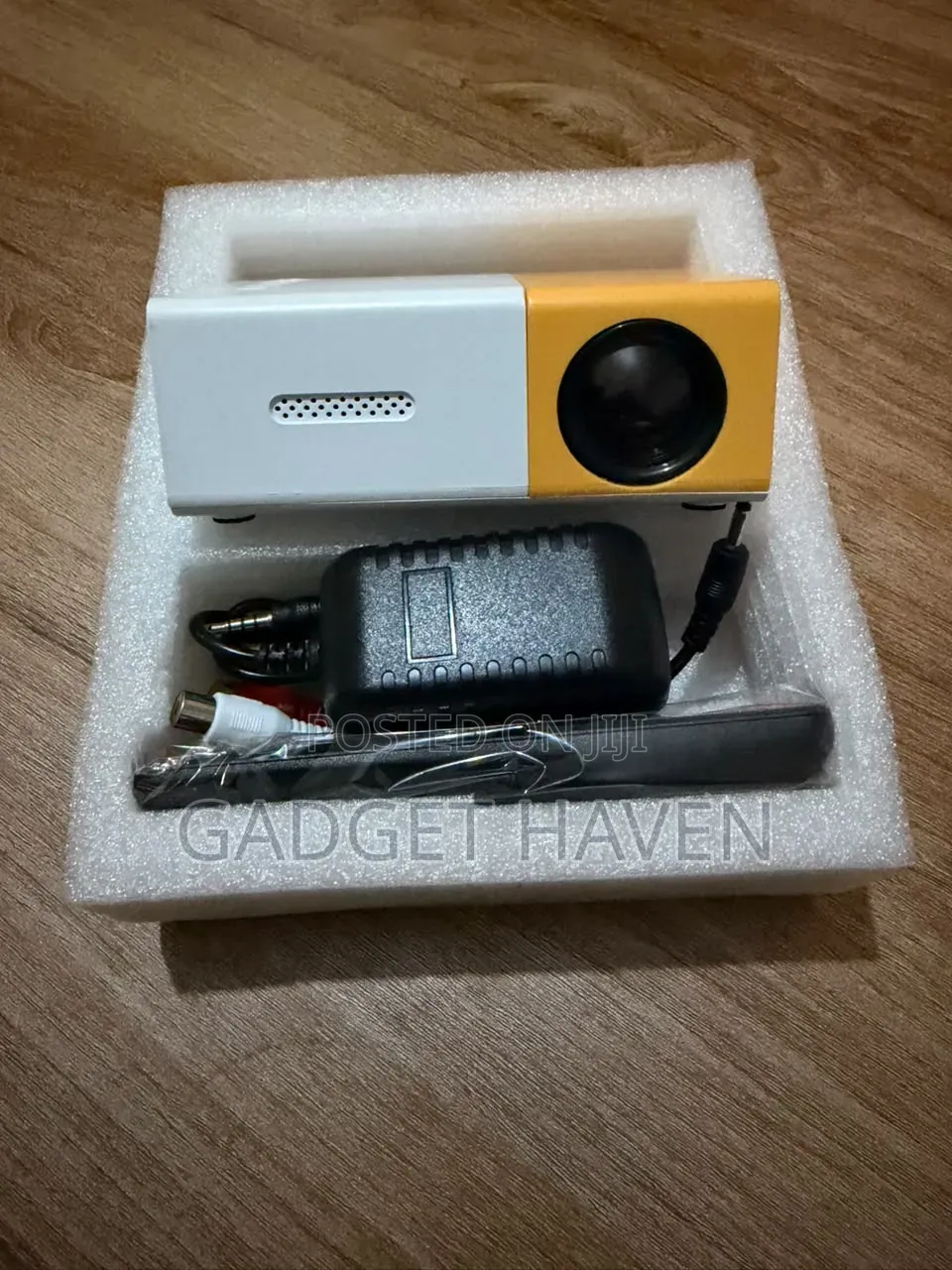 YG300 Mini Projector for Home Entertainment