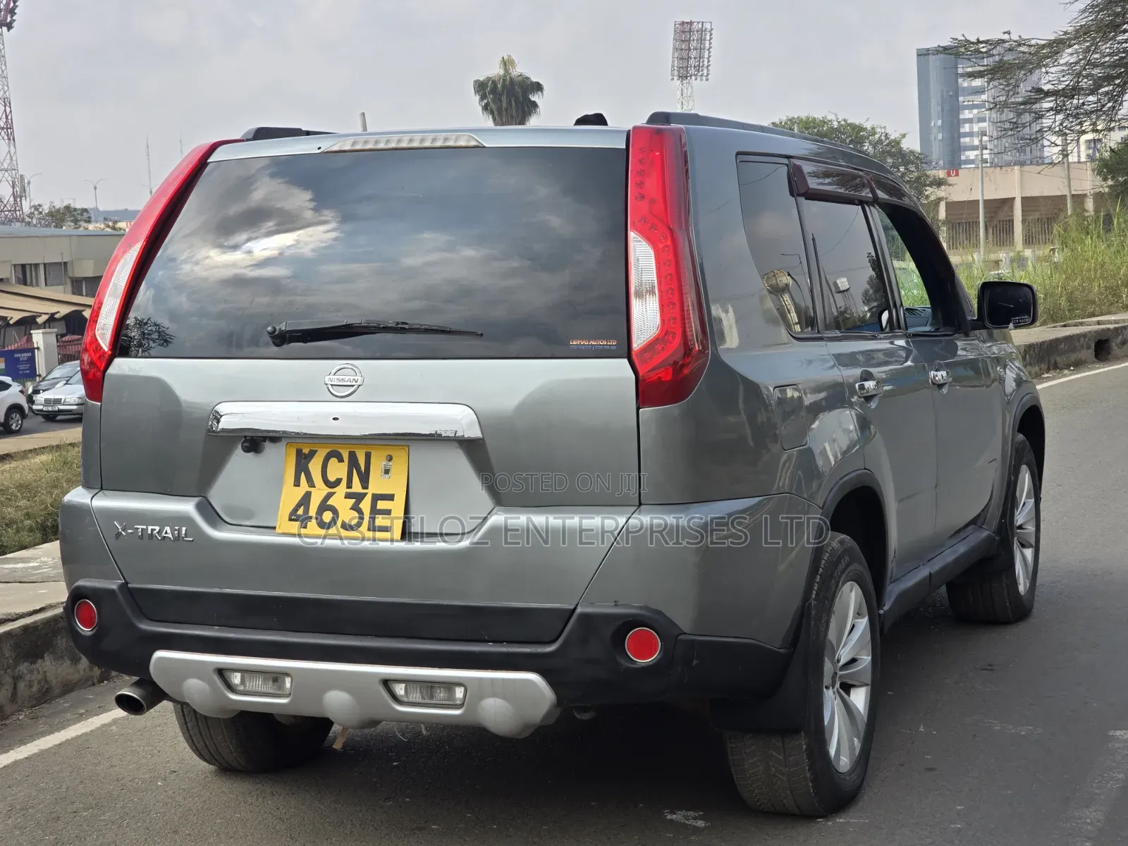Nissan X-Trail 2.0 Petrol XE 2010 Gray
