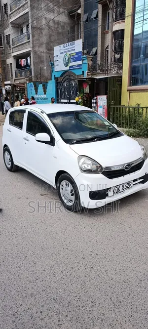 Daihatsu Mira 2015 White