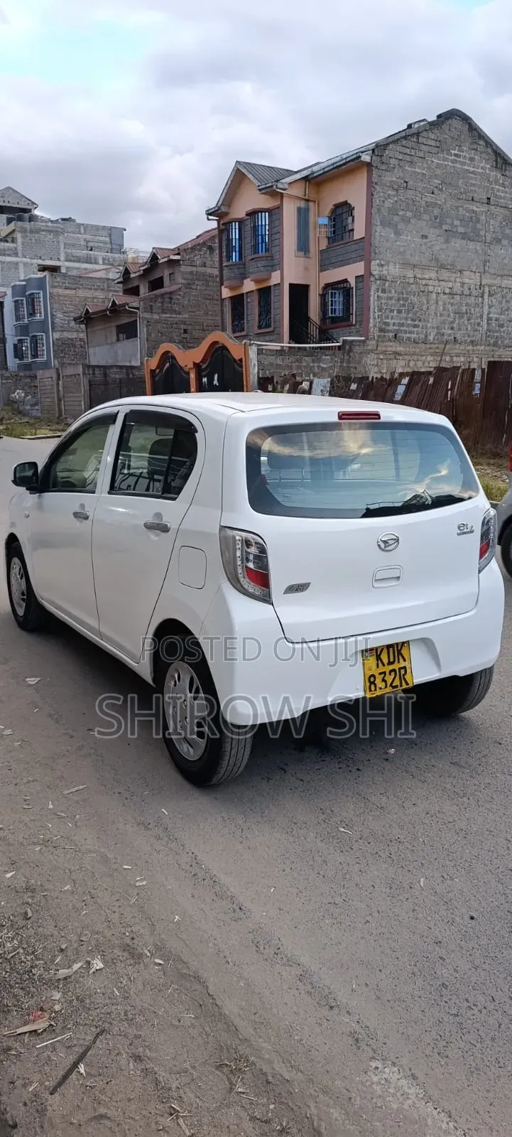 Daihatsu Mira 2015 White
