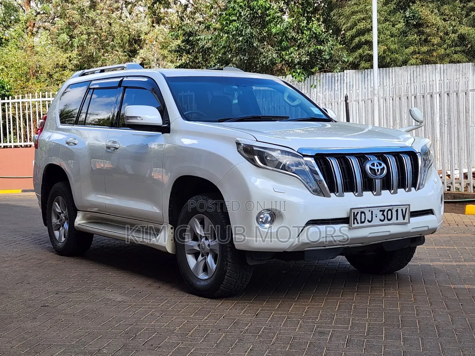 Toyota Land Cruiser Prado 2.7 VVT-i 2015 Pearl