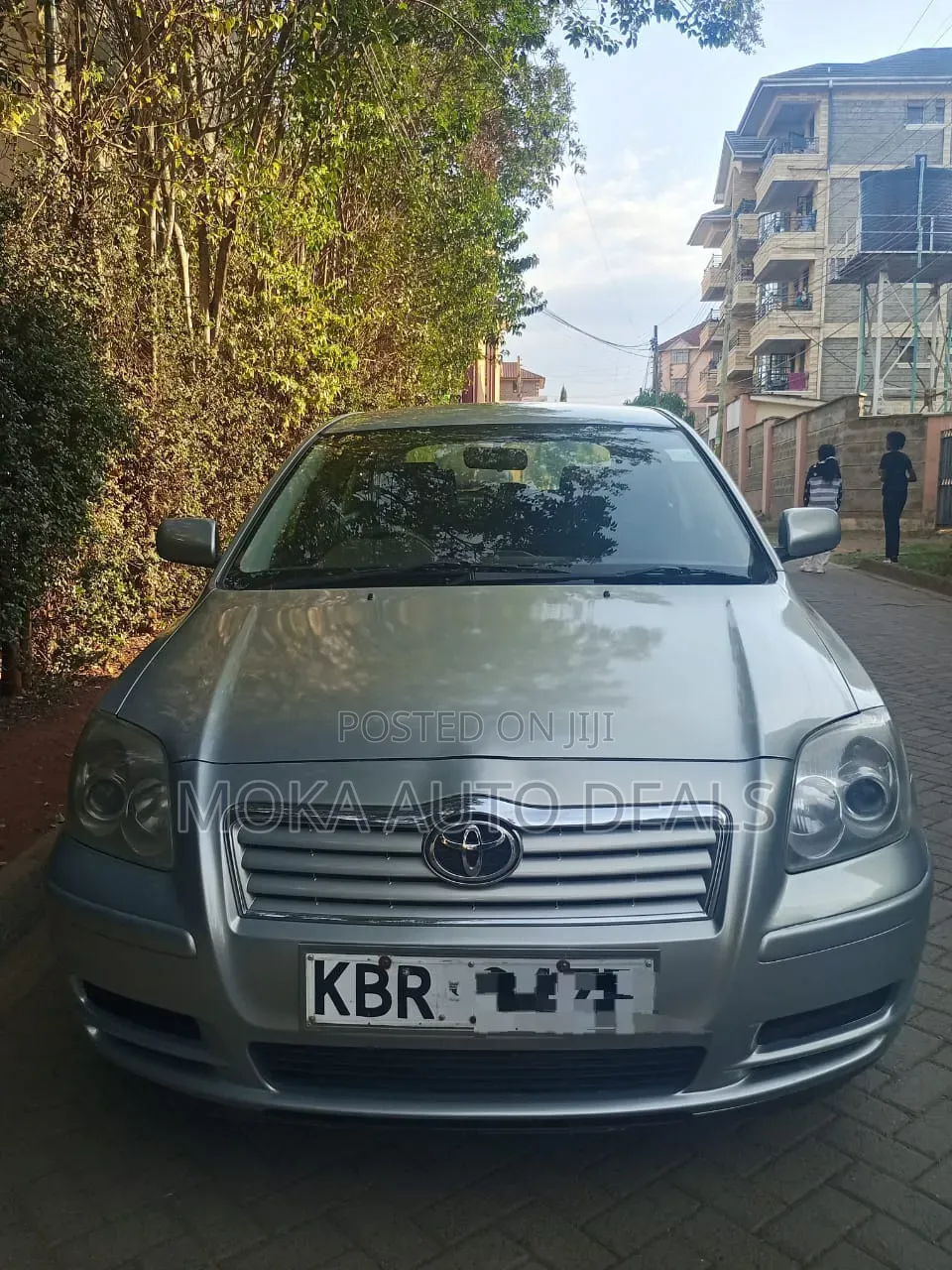 Toyota Avensis 1.8 C 2005 Silver