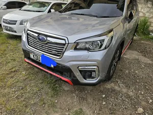Subaru Forester 2019 Silver