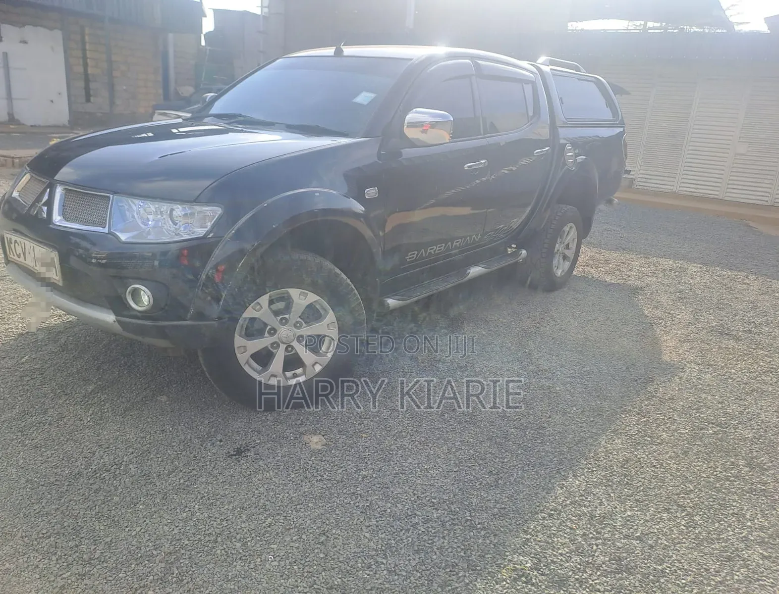 Mitsubishi L200 Double Cab 2.5 180hp 4WD 2014 Black