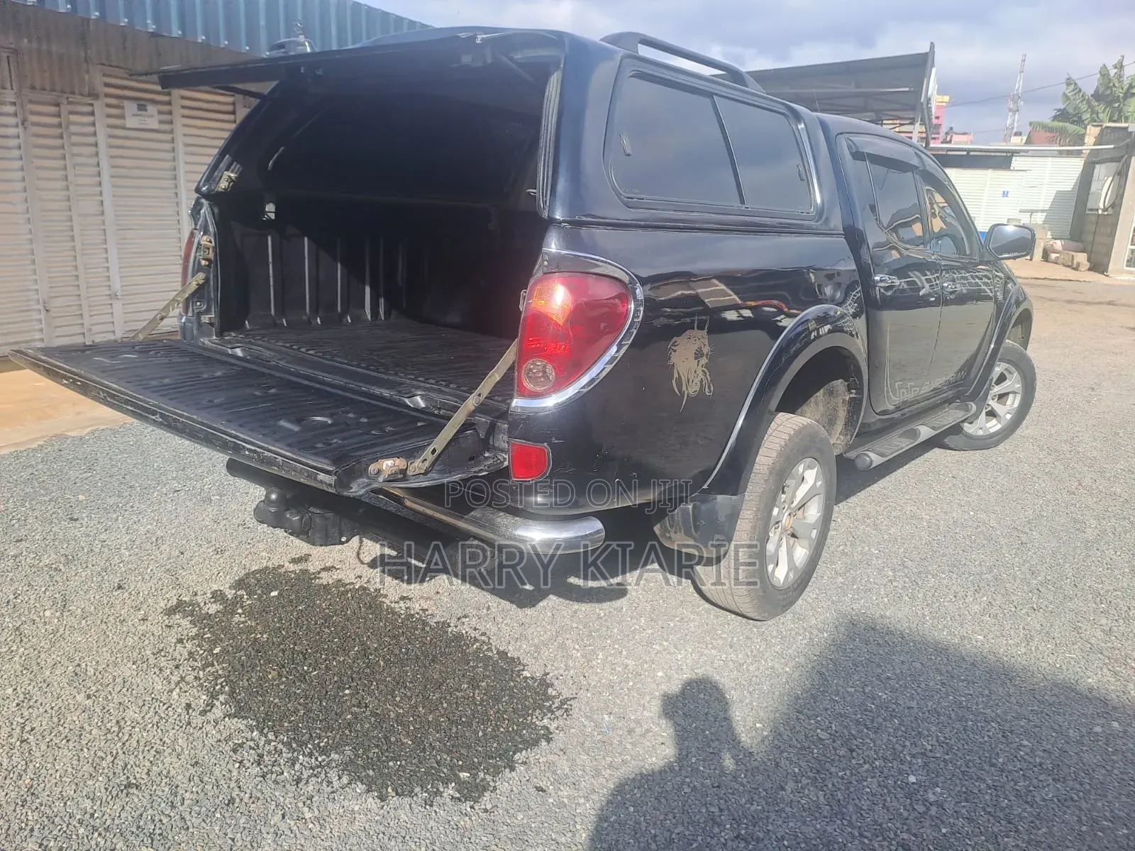 Mitsubishi L200 Double Cab 2.5 180hp 4WD 2014 Black
